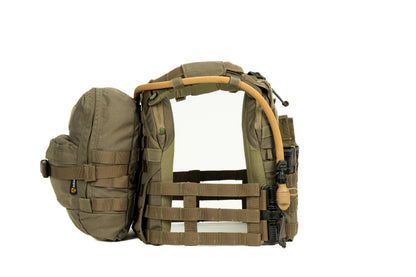 Armadillo - Elite Plate Carrier with M4 Triple Mag Pouch