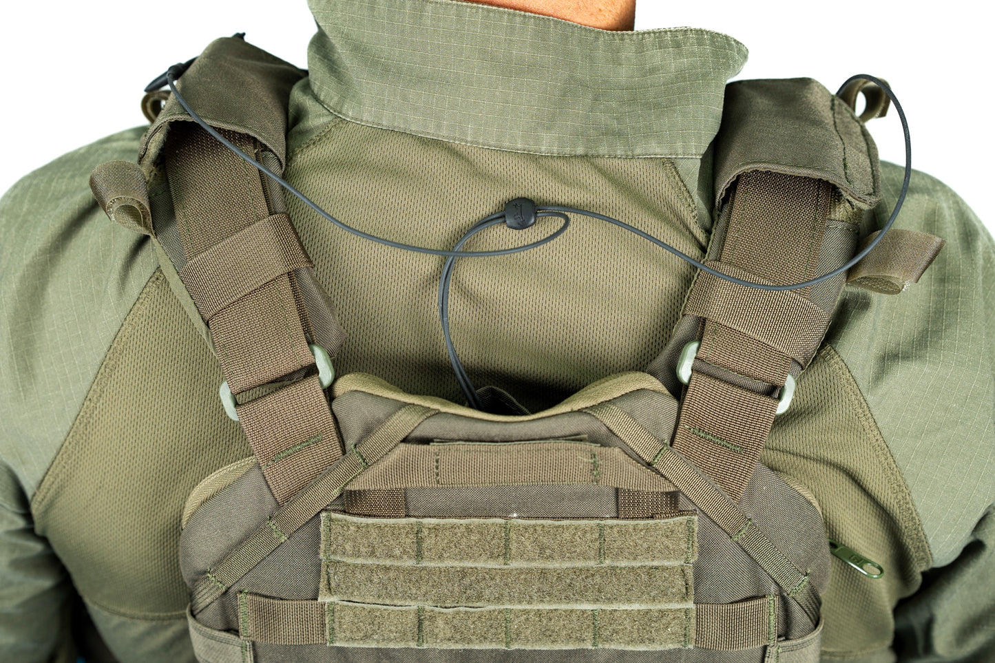 Armadillo - Elite Plate Carrier with M4 Triple Mag Pouch