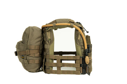Armadillo - Elite Plate Carrier with M4 Triple Mag Pouch